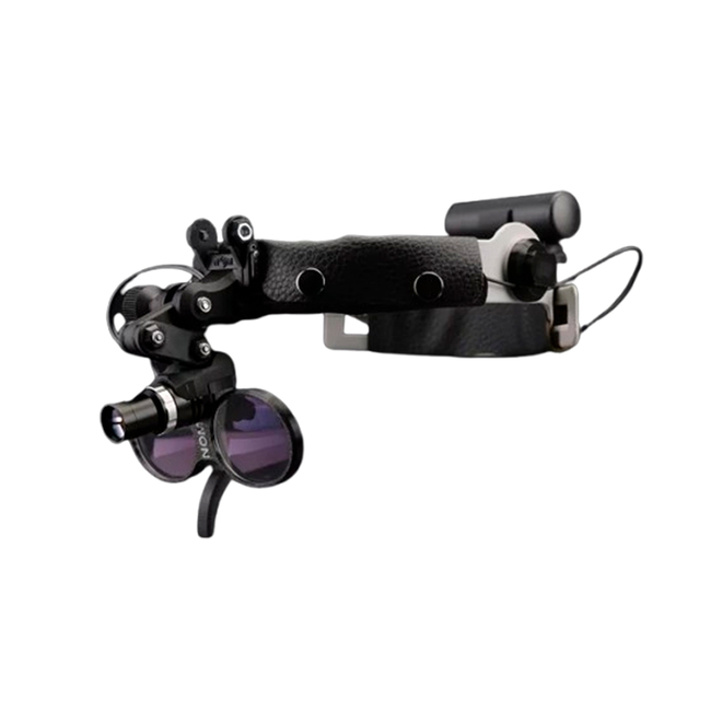 NOM3 Pro - светодиодный осветитель с яркой лампой, 150000 люкс | NOM (Россия)